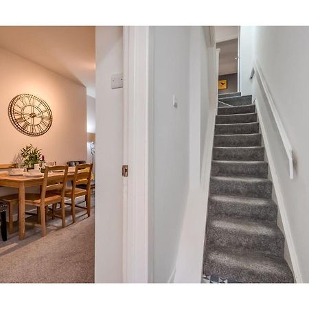 Central Belfast Apartments Ravenhill Экстерьер фото