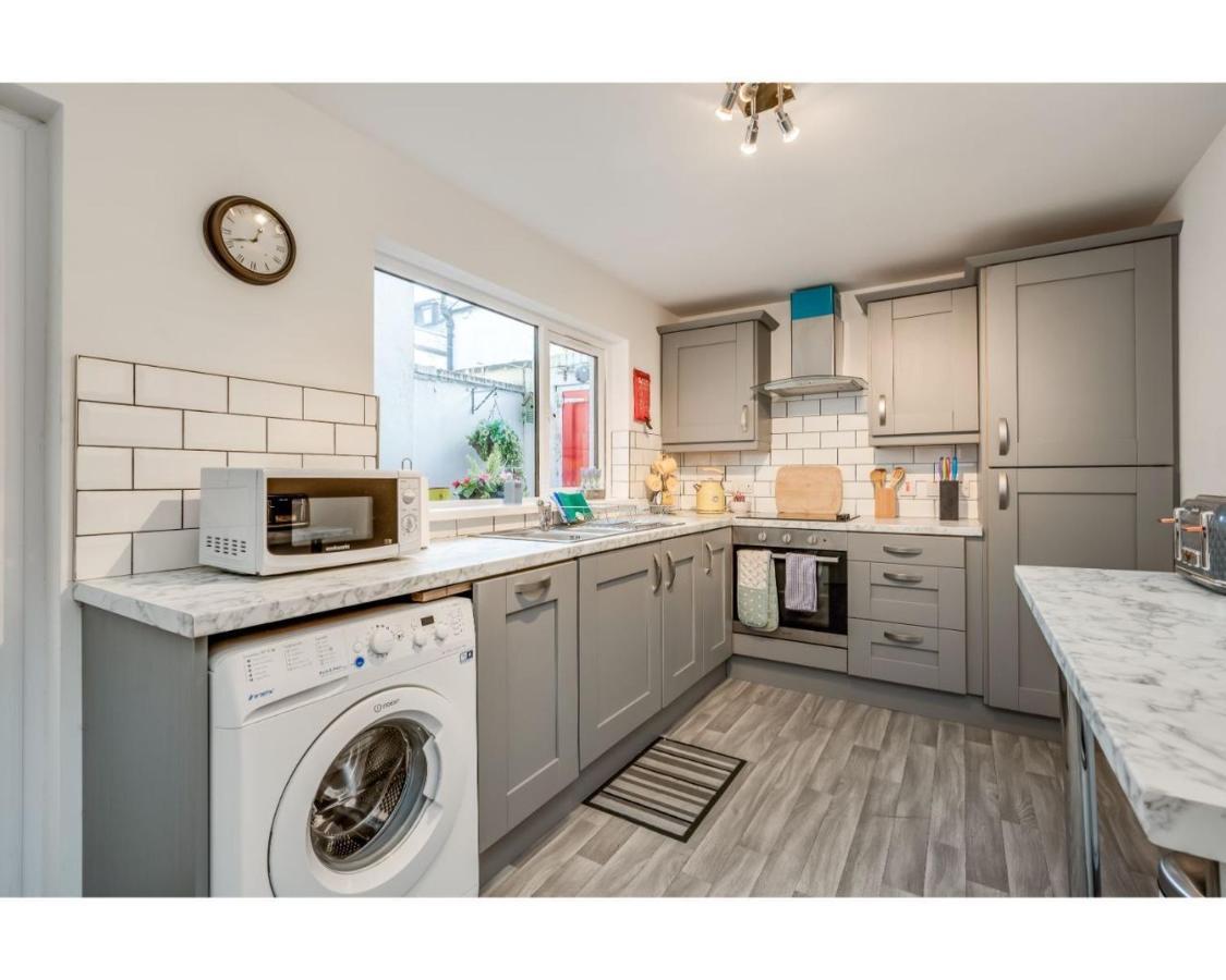 Central Belfast Apartments Ravenhill Экстерьер фото
