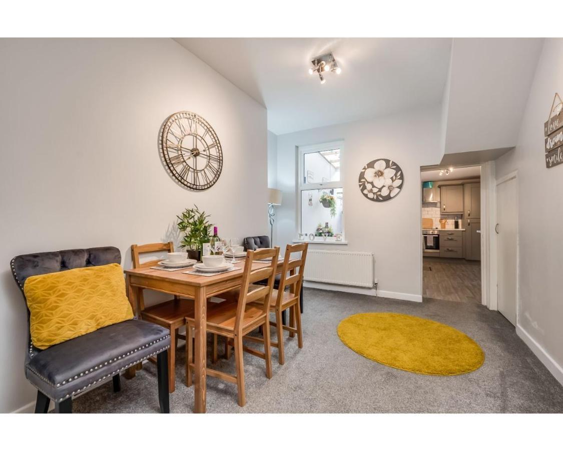 Central Belfast Apartments Ravenhill Экстерьер фото